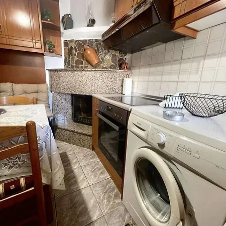 Trachos Traditional House 펜션 Sálakos