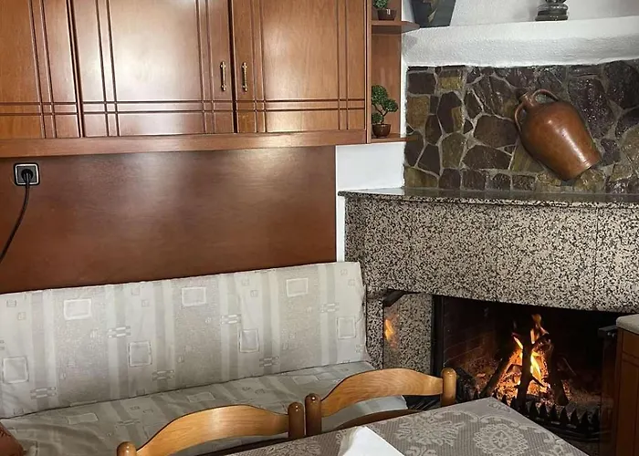 Trachos Traditional House *