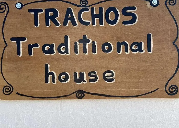 Nyaraló Trachos Traditional House Szálakosz